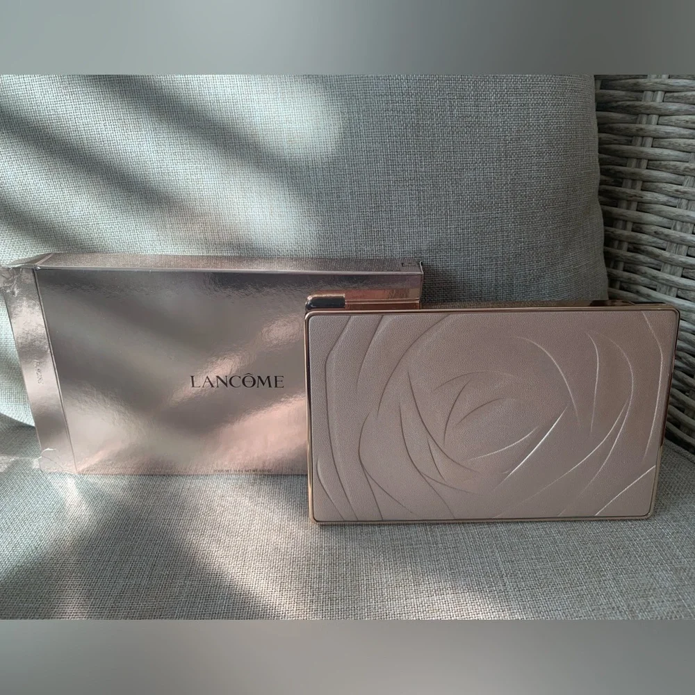 NEW Lancôme Palette Rose Gold 12 Shadows 6x4 Case in Original Box - Picture 2 of 11